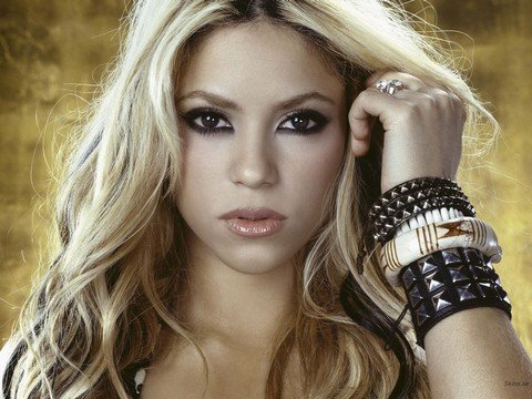 Shakira 夏奇拉 - Waka Waka(MV拍摄花絮)_1