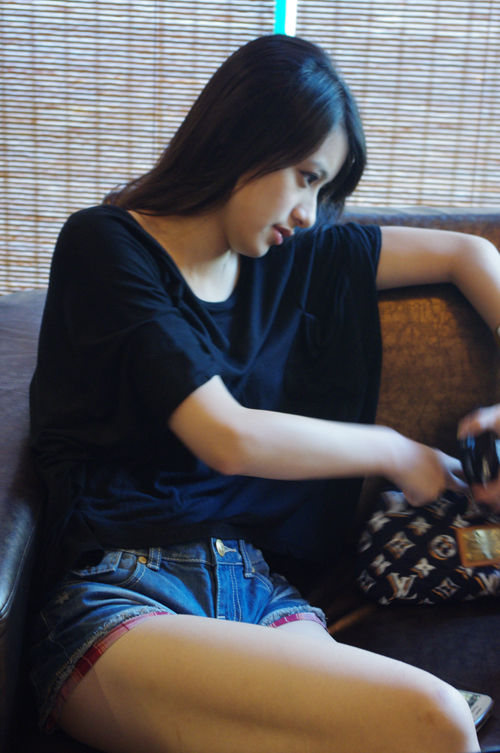 ������Ů���ݣ�����ٻ 