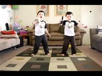 热门花絮 搞笑儿童!双胞胎兄弟的销魂舞蹈搞笑