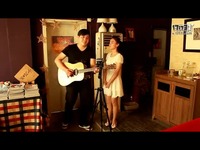 <em>00后小萌妹王甜甜</em>清唱《爱要坦荡荡》_17173