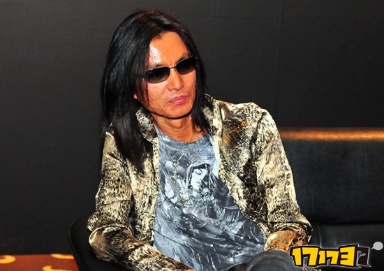 日本游戏业和“有钱,任性”的欧美游戏业