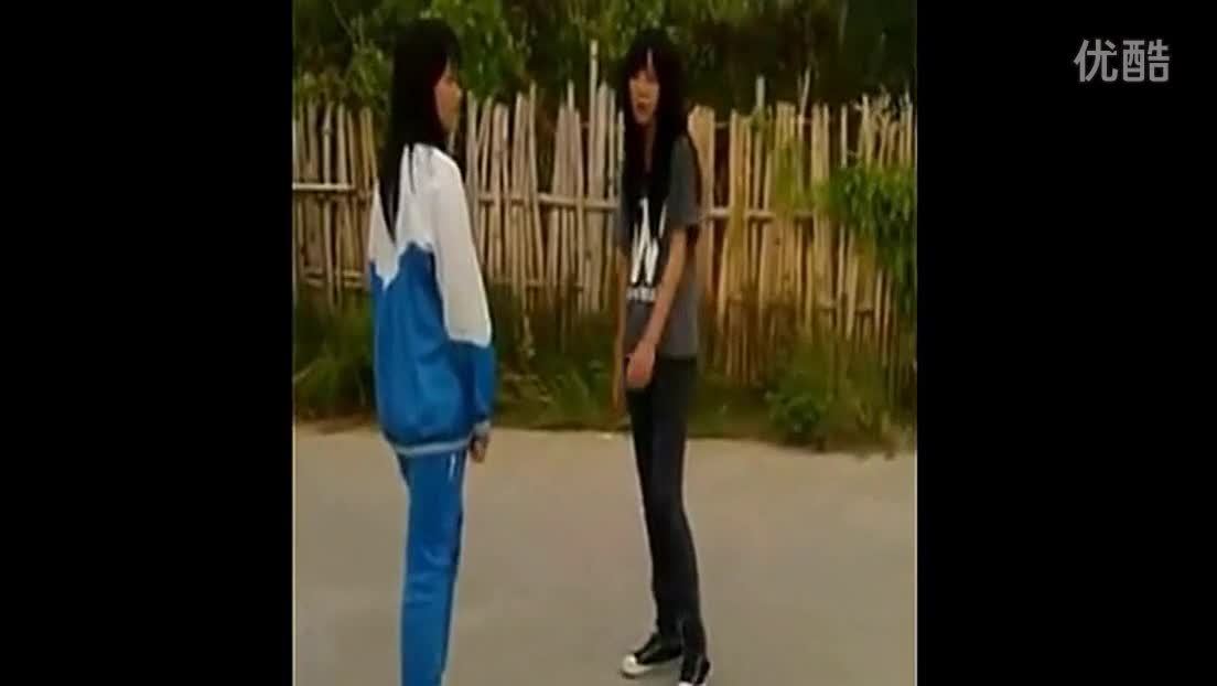 上砂中学<em>90后女生</em>打架 三打一 打耳光 <em>扒衣</em>!-免