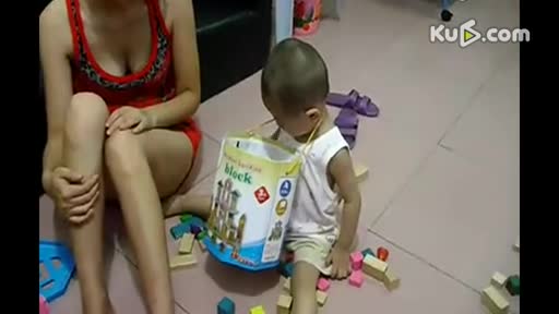 <em>山楂妹</em>激情歌唱《<em>活出个样来</em>给自己看》-免费