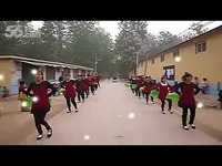 2014最新广场<em>扇子舞阿哥阿妹跳起来</em>梁山苏庄