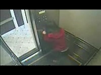 蓝可儿失踪前电梯内灵异视频[高清]-视频 热点