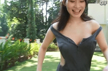 最囧福利搞笑gif之女生的身体不能随便碰
