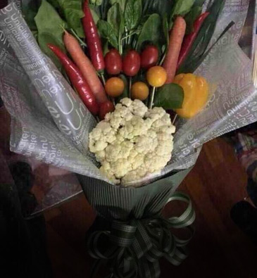 大B神收到迟来的情人节礼物